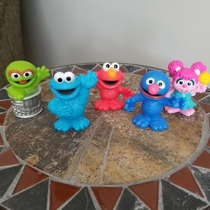 Sesame Street Figures/Cake Toppers/Party Decor